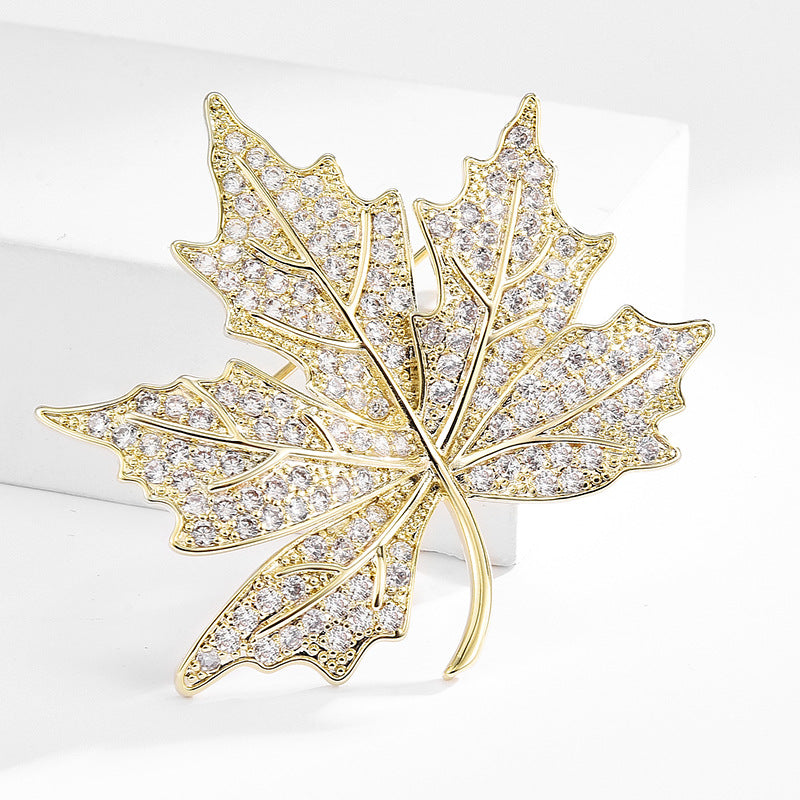 High-end Elegant Golden Maple Leaf Brooch For Women - BELLADONNA