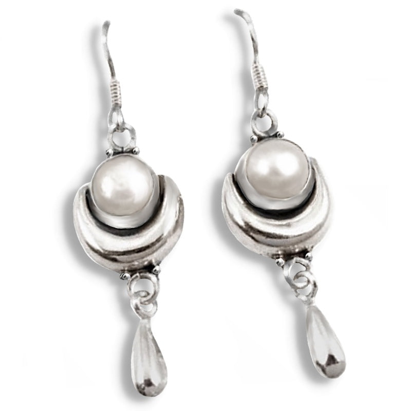 Elegant 5.68 Cts Natural White Pearl , Solid .925 Sterling Silver Earrings