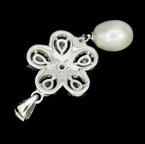 20.33 Cts Natural White Pearl Cz Solid .925 Sterling Silver Pendant