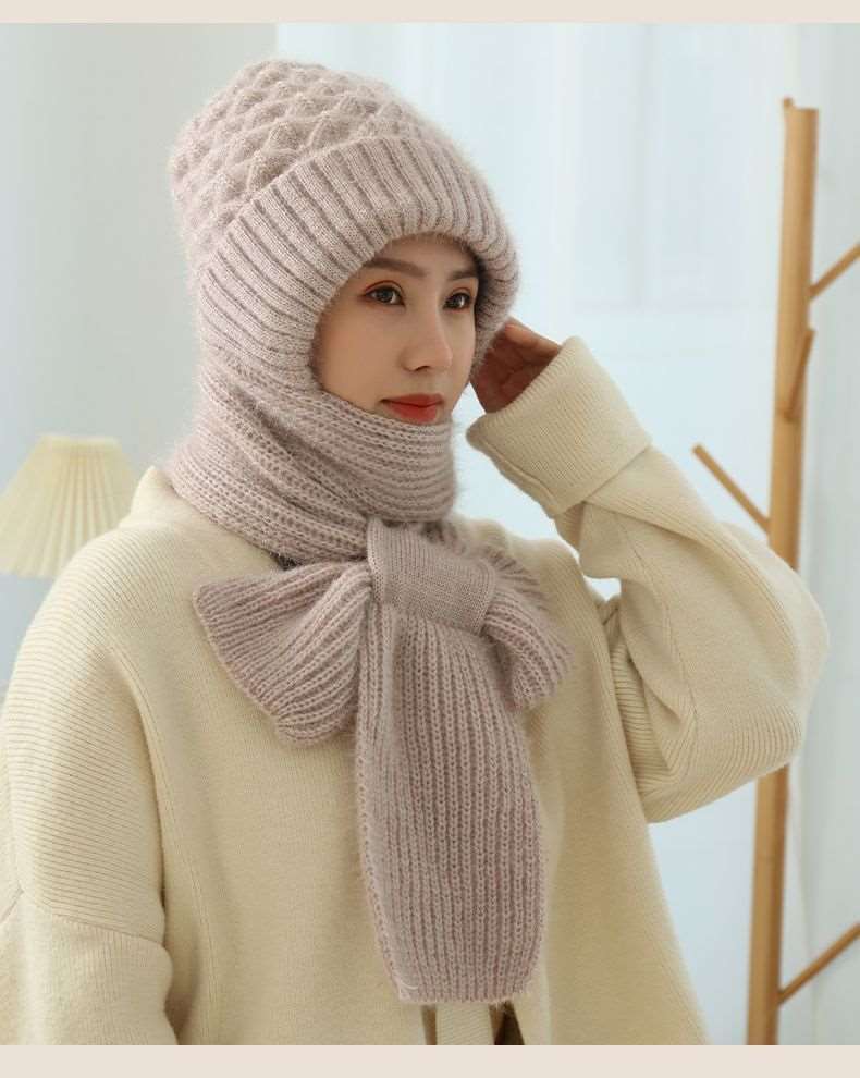 Women's Winter Warm Knitted Fleece-lined Beanie And Scarf in Gorgeous Colours