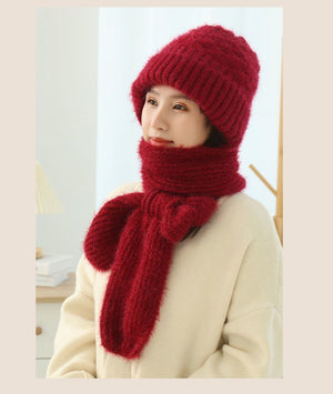 Women's Winter Warm Knitted Fleece-lined Beanie And Scarf in Gorgeous Colours