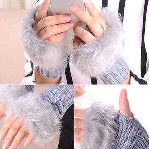 Fingerless Knitted Gloves With Faux Fur Finish - BELLADONNA