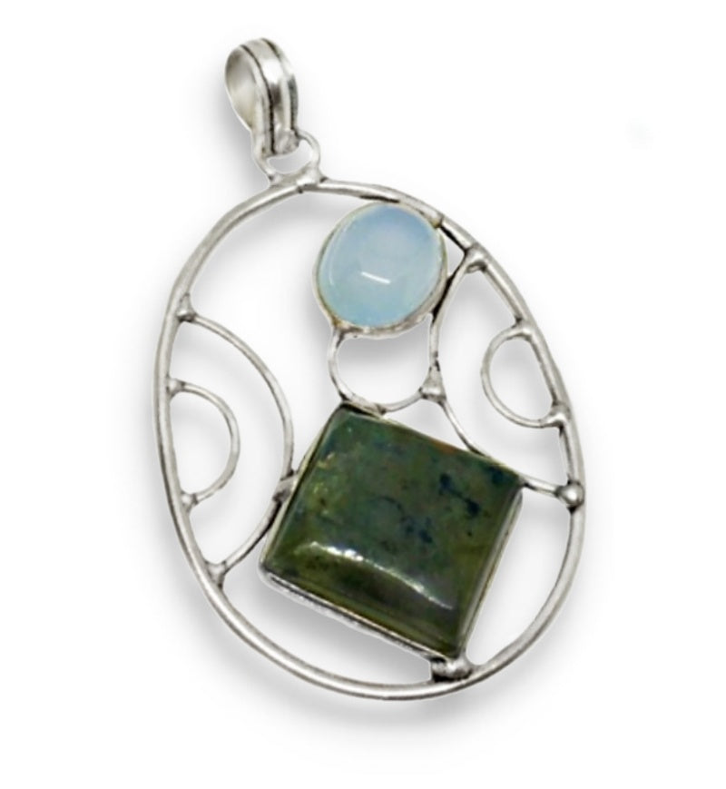 Modern Natural Labradorite Chalcedony Gemstone .925 Silver Pendant