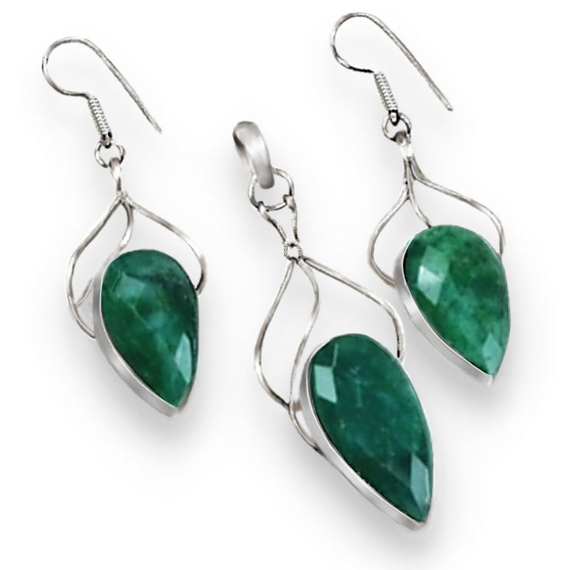 Natural Indian Emerald Gemstone .925 Silver Pendant & Earrings Set