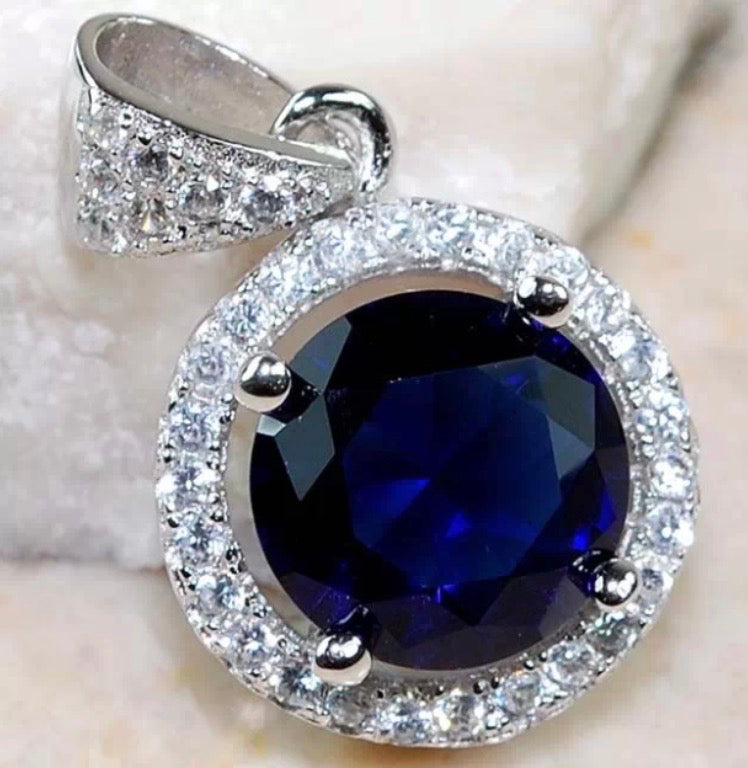 2 cts Sapphire Quartz, White Topaz In Solid.925 Sterling Silver Pendant - BELLADONNA